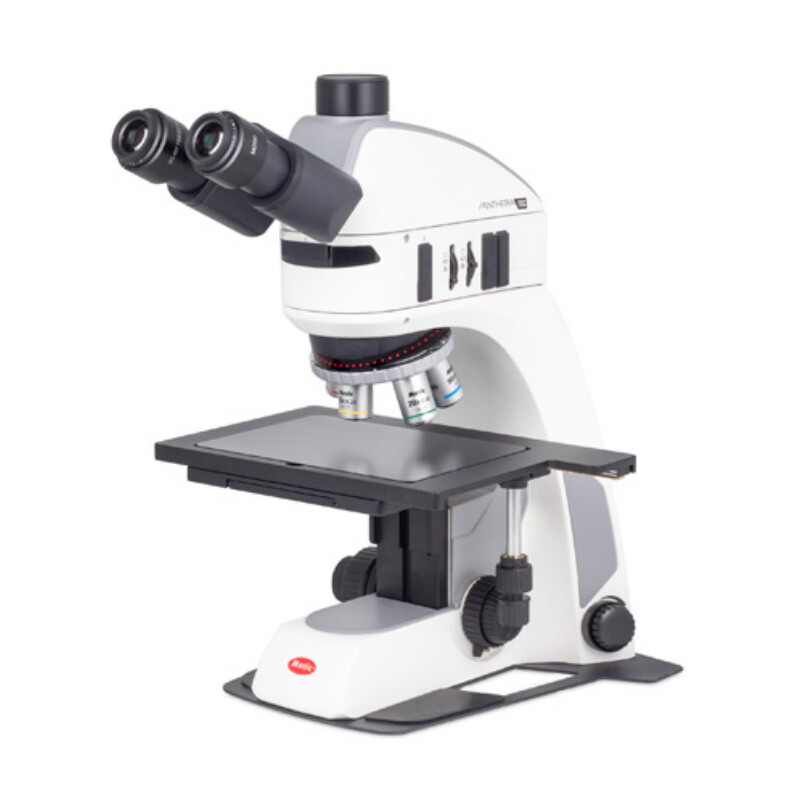 Motic Microscopio Panthera TEC MAT BD-T trino; infinito, piano, 50x-500x, 10x/22mm; Al/Dl, LED, 3W